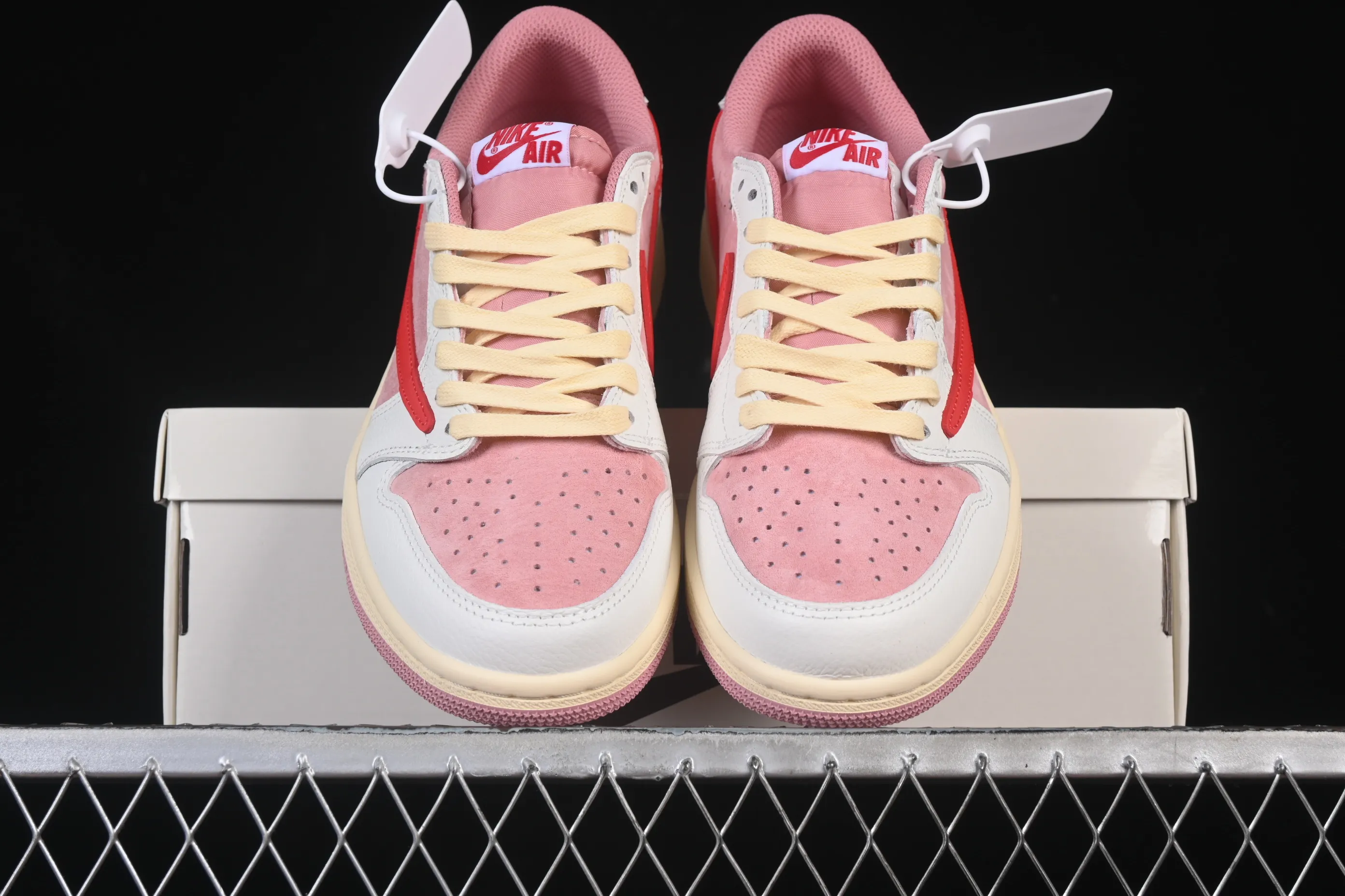 All categories Air Jordan Jordan series basketball shoes Air Jordan 1 Low Travis Scott x Air Jordan 1 Low OG AJ1 Joe 1 undercut low DM7866-100